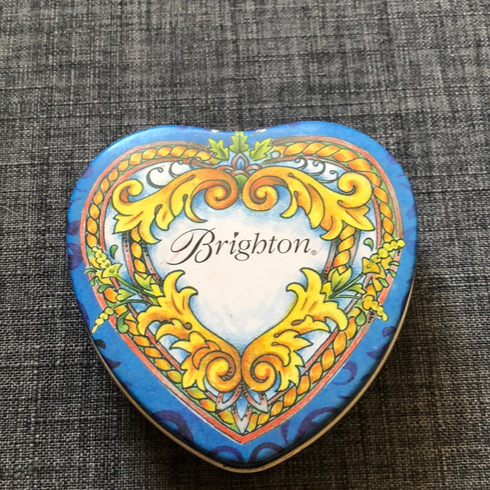 Brighton metal box
